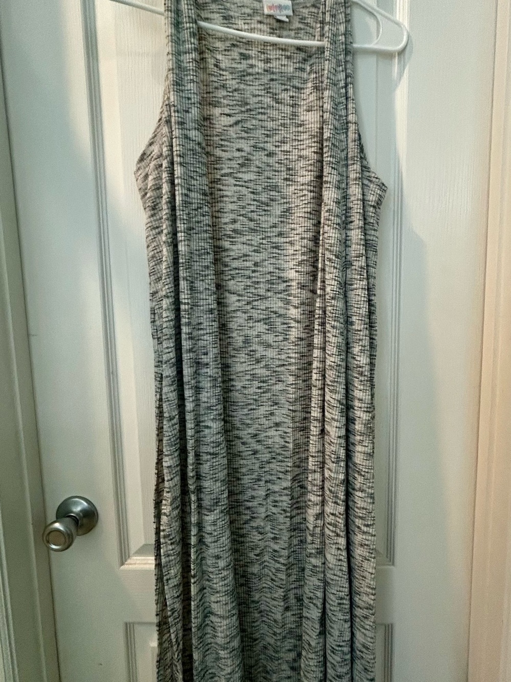 LuLaRoe Joy Gray Marled Sleeveless Duster Vest